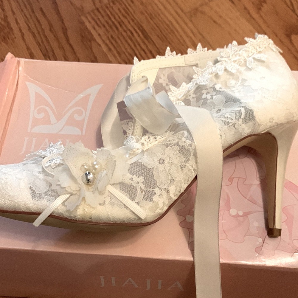 JiaJia size 11 lace up heels, wedding shoes
